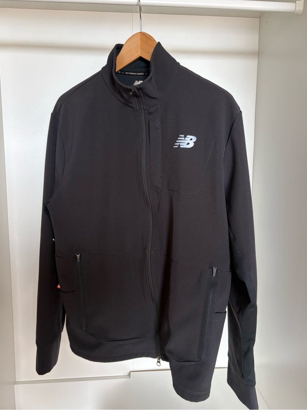 New Balance Men's Black Full-Zip Performance Jacket with Reflective Logo